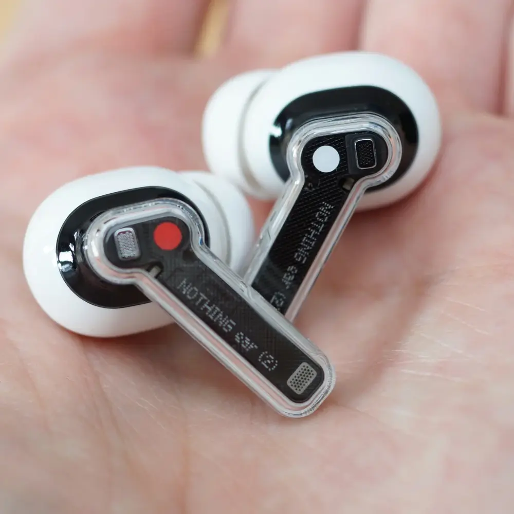 هدفون بی‌سیم Nothing Ear (2)