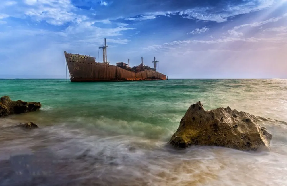 مقاصد گرمسیری - جزیره کیش